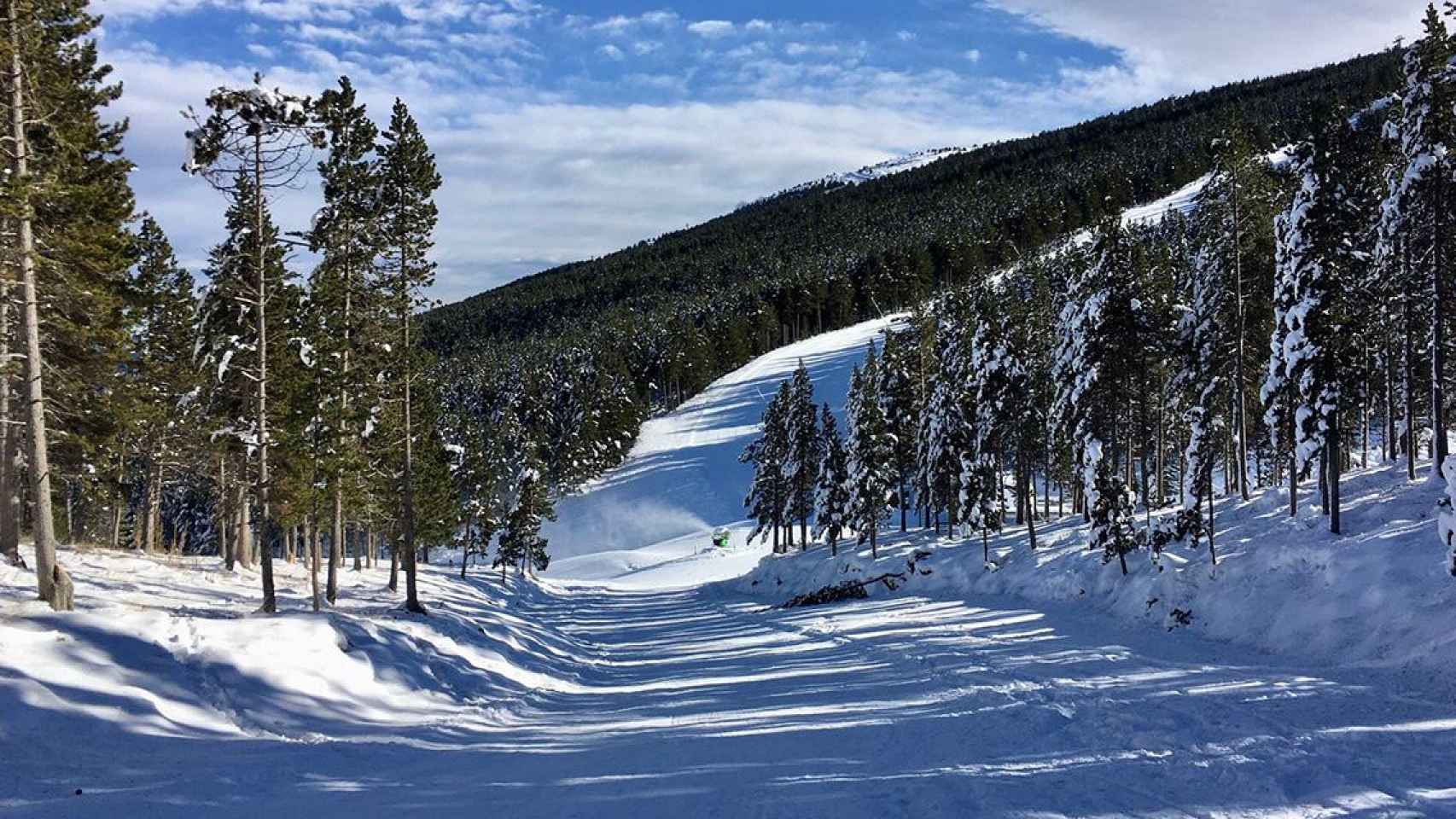 Una de las pistas de esquí de Port del Comte, afectada por el temporal de nieve / PORT DEL COMTE