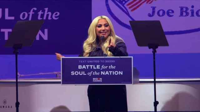 Lady Gaga en el último acto de campaña de Joe Biden /YOUTUBE