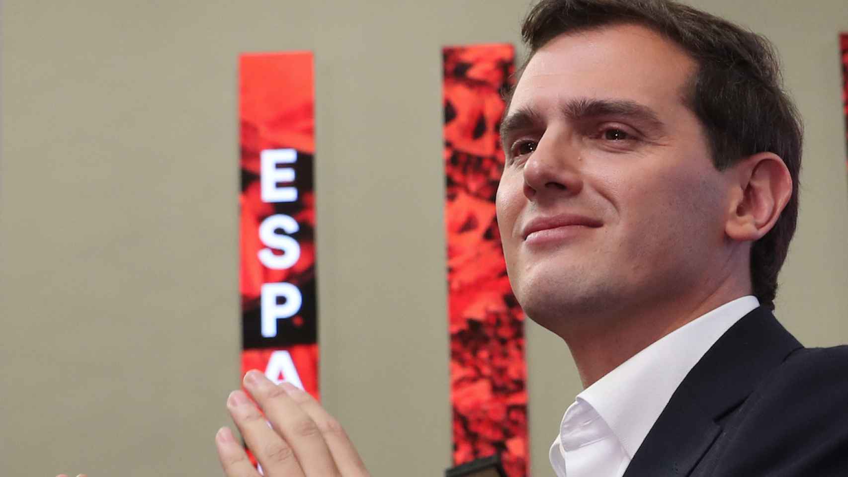 Albert Rivera llora por Malú en su despedida como líder político de Ciudadanos / EP