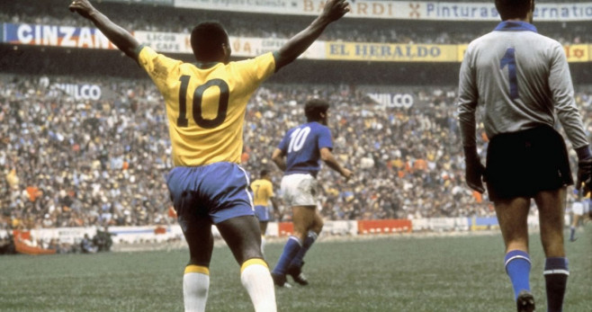 Pelé, en la final de 1970 que México gana a Italia : REDES