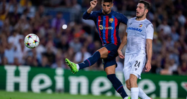 Ferran Torres marcó frente al Viktoria Plzen a los seis minutos de entrar al campo FCB