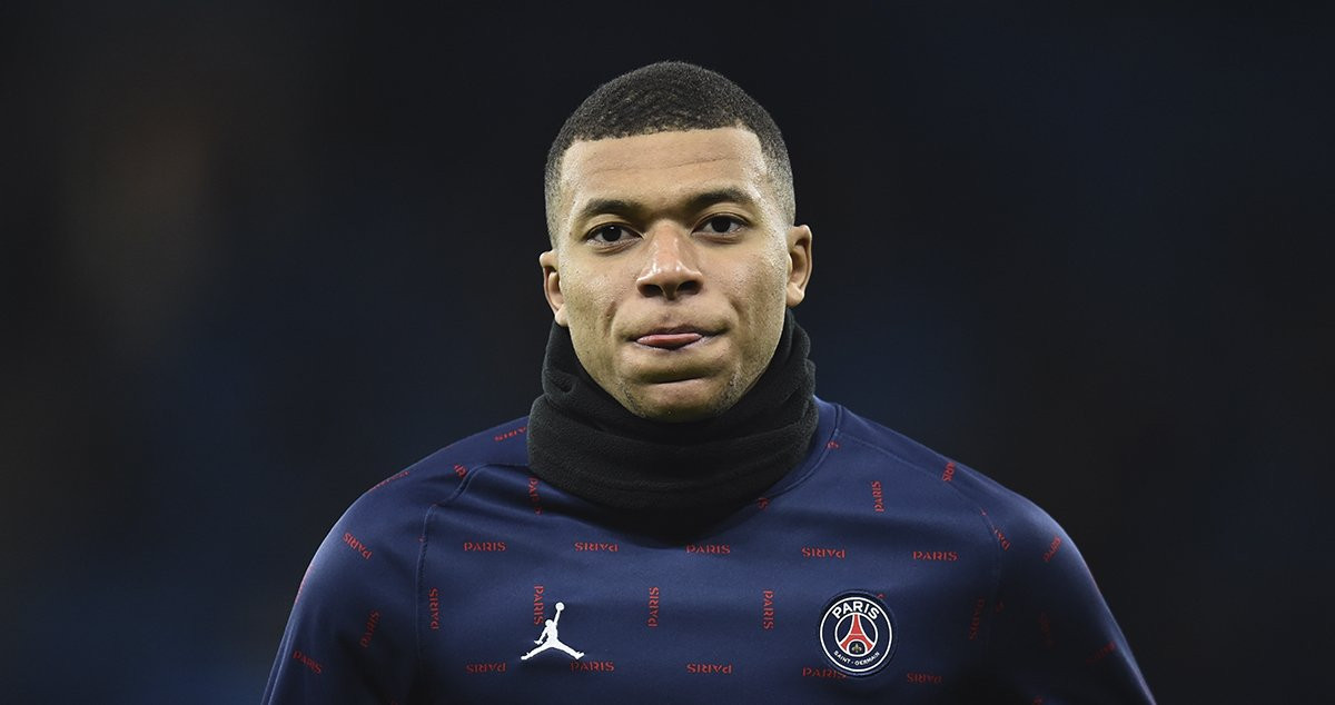 Kylian Mbappé, protagonista de la lucha entre el PSG y Real Madrid / EFE