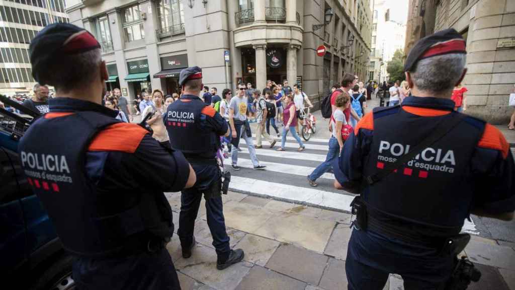 Una unidad de los Mossos d'Esquadra en Barcelona / EFE