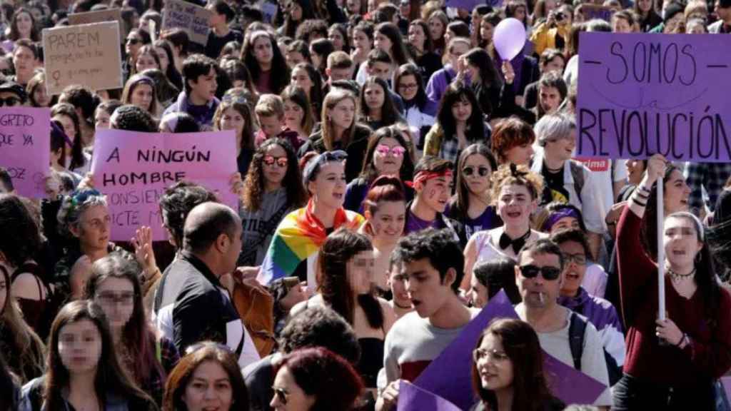 Manifestantes en la huelga feminista del 8M de 2019 / EFE