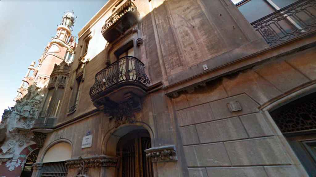 La Casa Agustin Valentí,junto al Palau de la Música, en la que se había proyectado el hotel de lujo