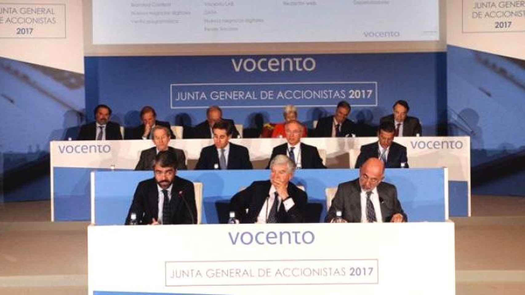 Imagen de la junta general de accionistas de Vocento de 2017, el grupo de comunicación que entra en la gastronomía para buscar nuevas vías de ingresos más allá del 'papel' / VOCENTO