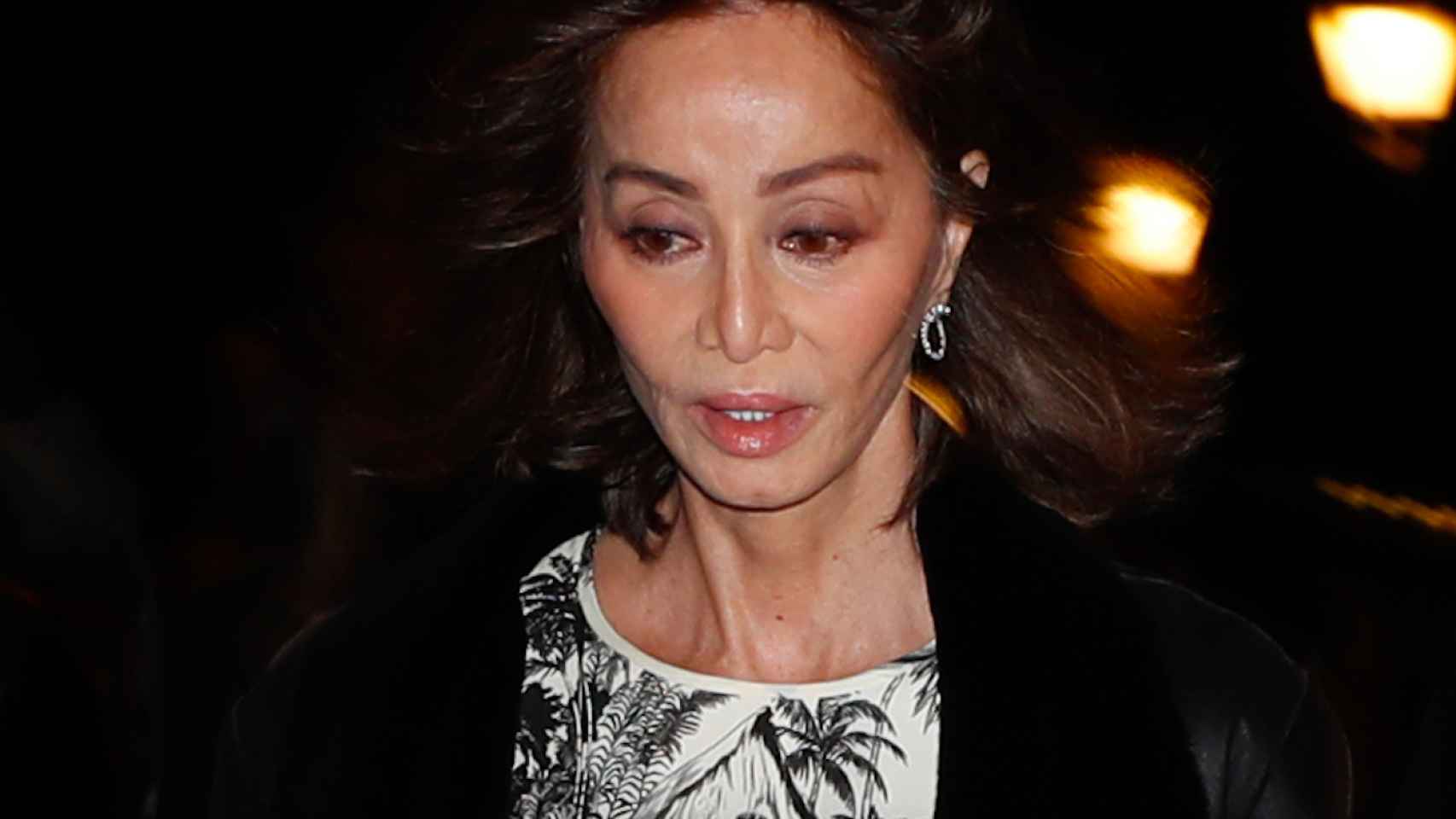 Isabel Preysler responde a su prima Alessandra Grimaldi tras acusarla de estar calva / AGENCIAS