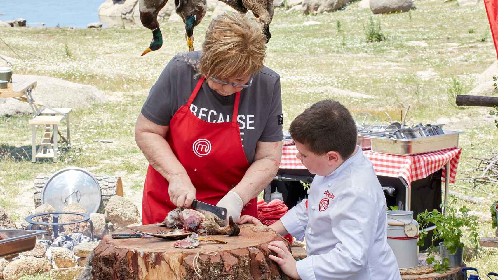 Celia Villalobos junto a Albert en Masterchef / RTVE