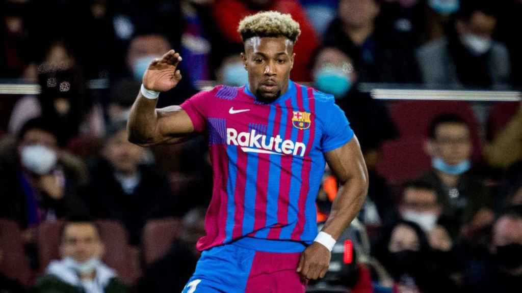 Adama Traoré, durante un partido con el Barça / FCB