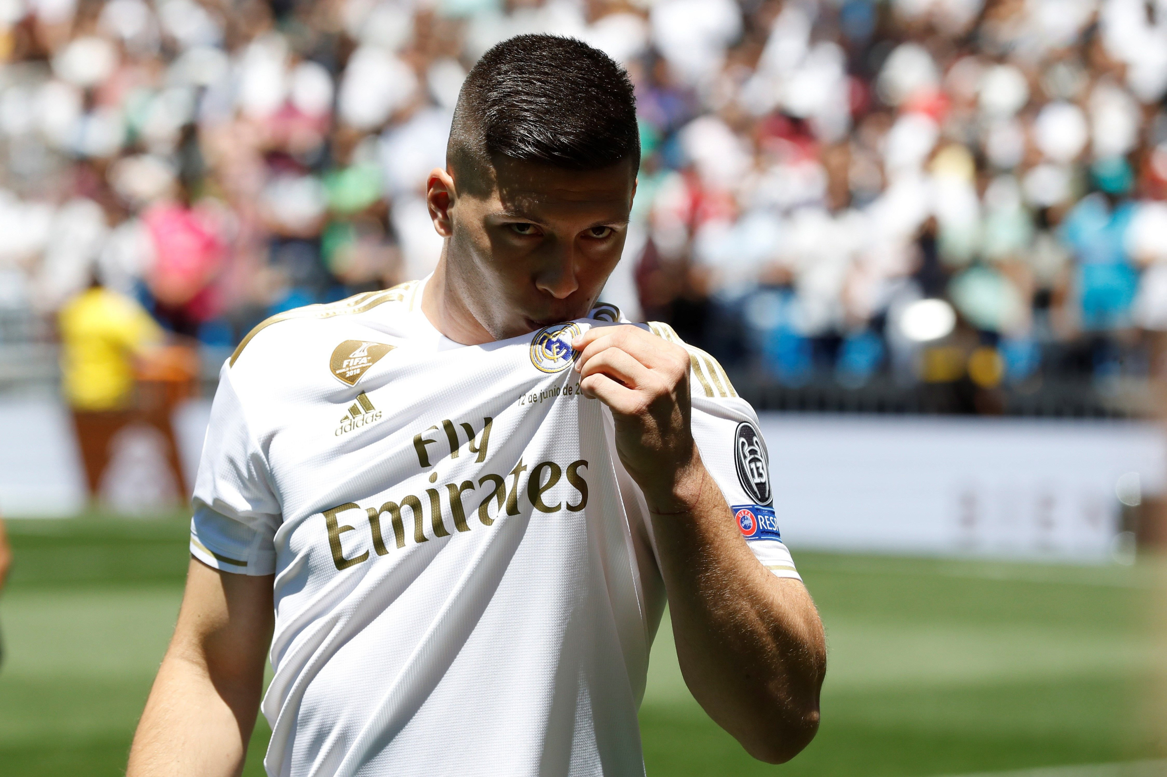 Luka Jovic en su presentación como nuevo jugador del Real Madrid / EFE