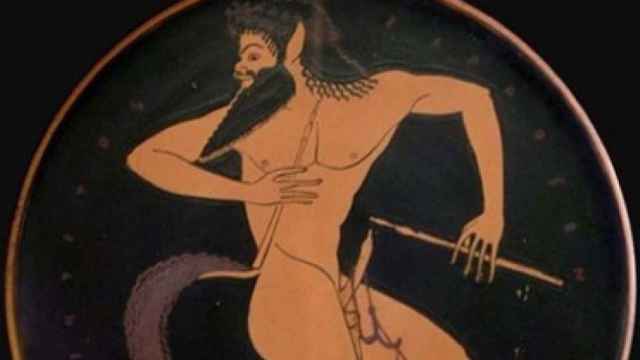 Decoración cerámica de un sátiro en la antigua Grecia / ARCHIVO