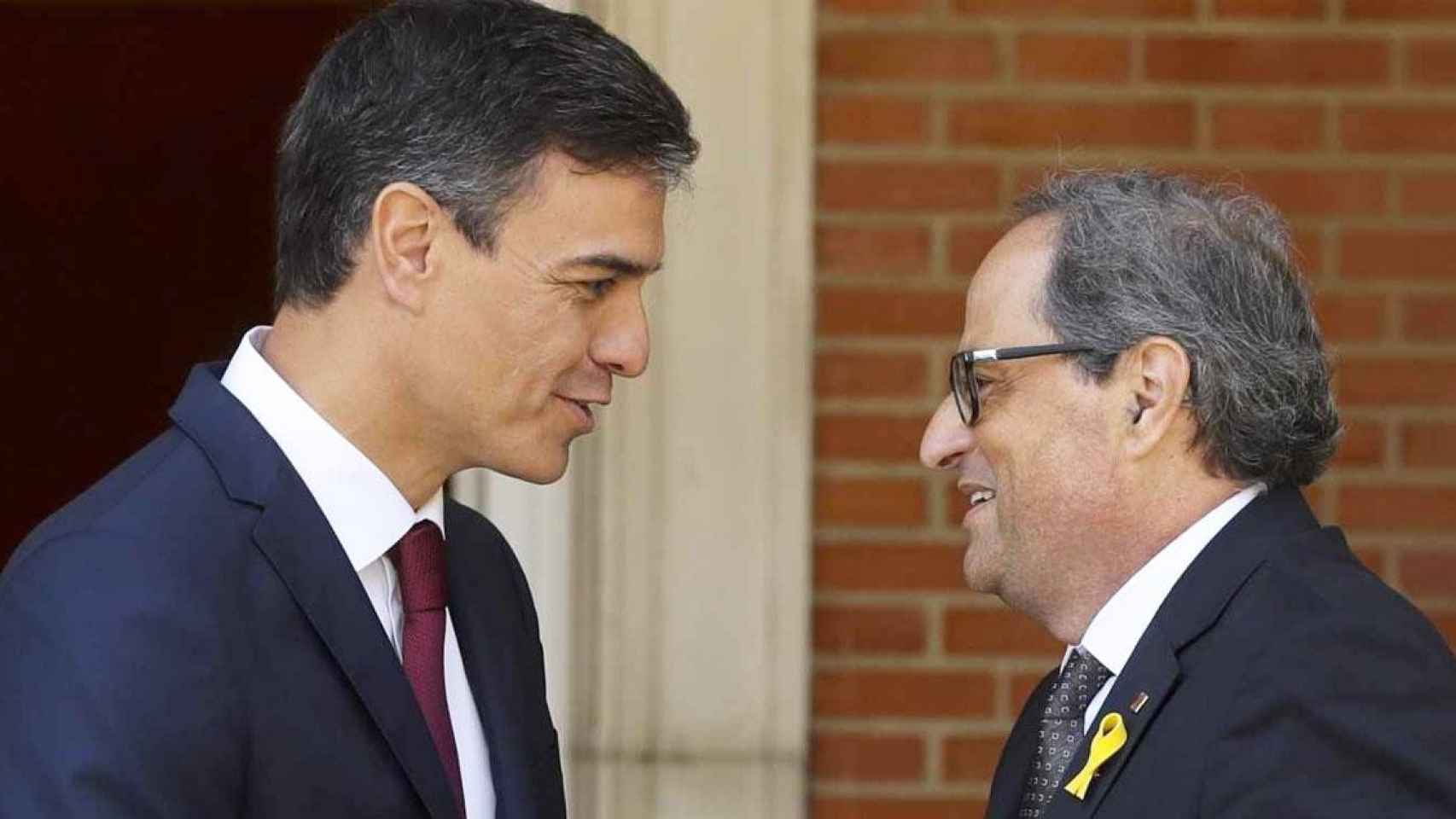 Pedro Sánchez y Quim Torra, cara a cara, en una imagen de archivo / EFE