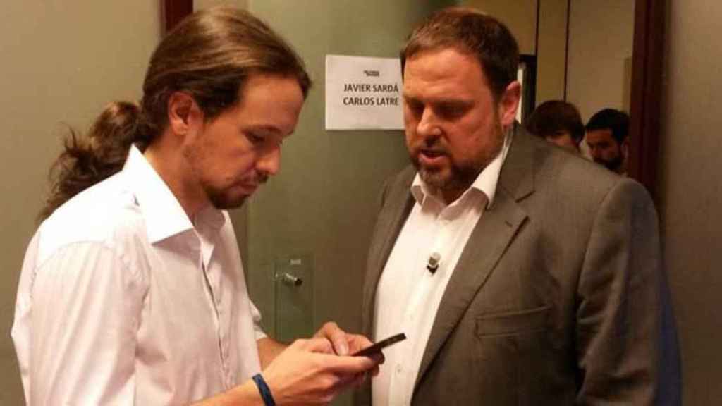 El líder de Podemos, Pablo Iglesias, y el presidente de ERC, Oriol Junqueras, en una imagen de archivo / CG