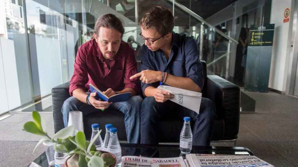 El líder y el número 2 de Podemos, Pablo Iglesias e Íñigo Errejón, durante la campaña del 27S.