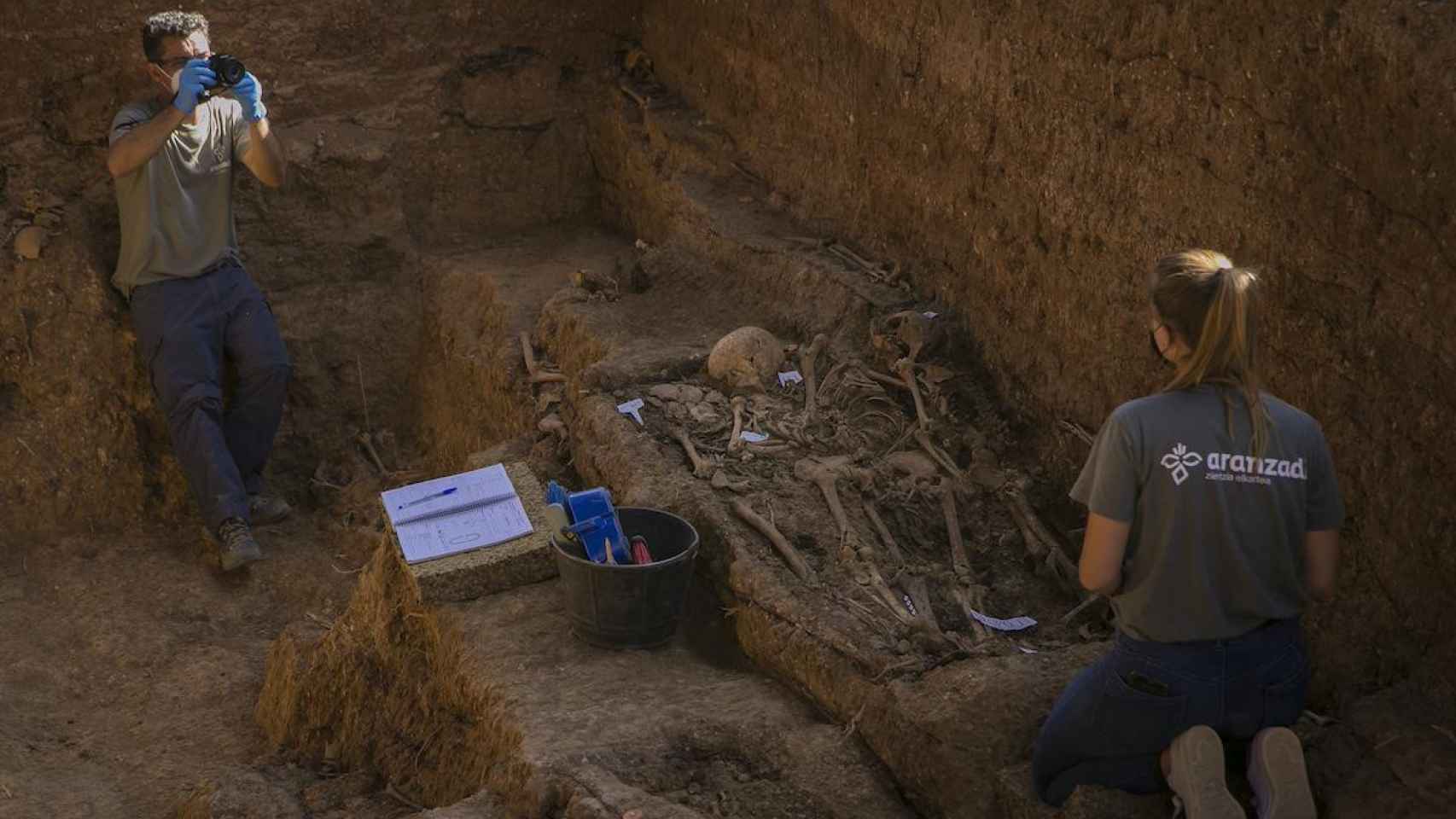 Fosas comunes con víctimas de la guerra civil / EP