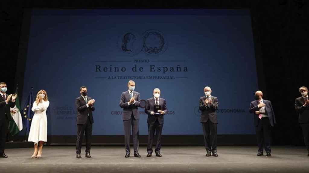 Francisco Martínez-Cosentino recibe el VI Premio Reino de España a la Trayectoria Empresarial / CEDIDA