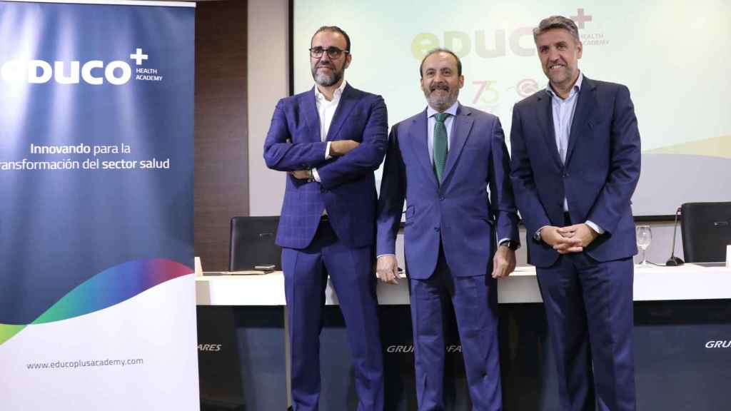 Javier Muñoz Gerbolés, gerente de eDUCO+ Health Academy; Eudardo Pastor, presidente del Grupo Cofares; Ángel Javier Vicente, director de organización, transformación y negocios diversificación del Grupo Cofares