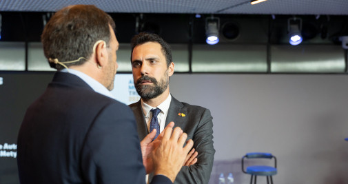 El consejero de Empresa, Roger Torrent, durante el Mobility Trends 2022 / LUIS MIGUEL AÑÓN (CG)