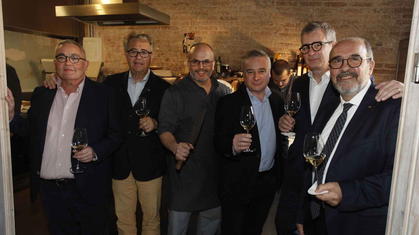 Siscu Martí, Juan Muñoz, Jordi Vila, Quim Vila, Jordi Segura y Fernando Gurucharri en el acto de presentación del concurso de cata Vila Vinateca / VILA VINITECA