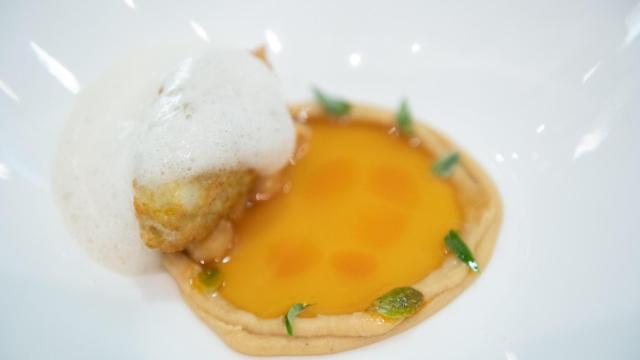 Guiso frío de garbanzos y calamar, el mejor plato de garbanzos de España