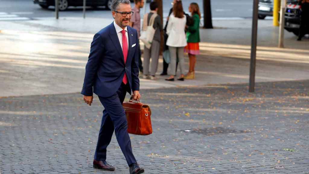 Una foto de Josep Vives llegando a la Ciutat de la Justicia / EFE