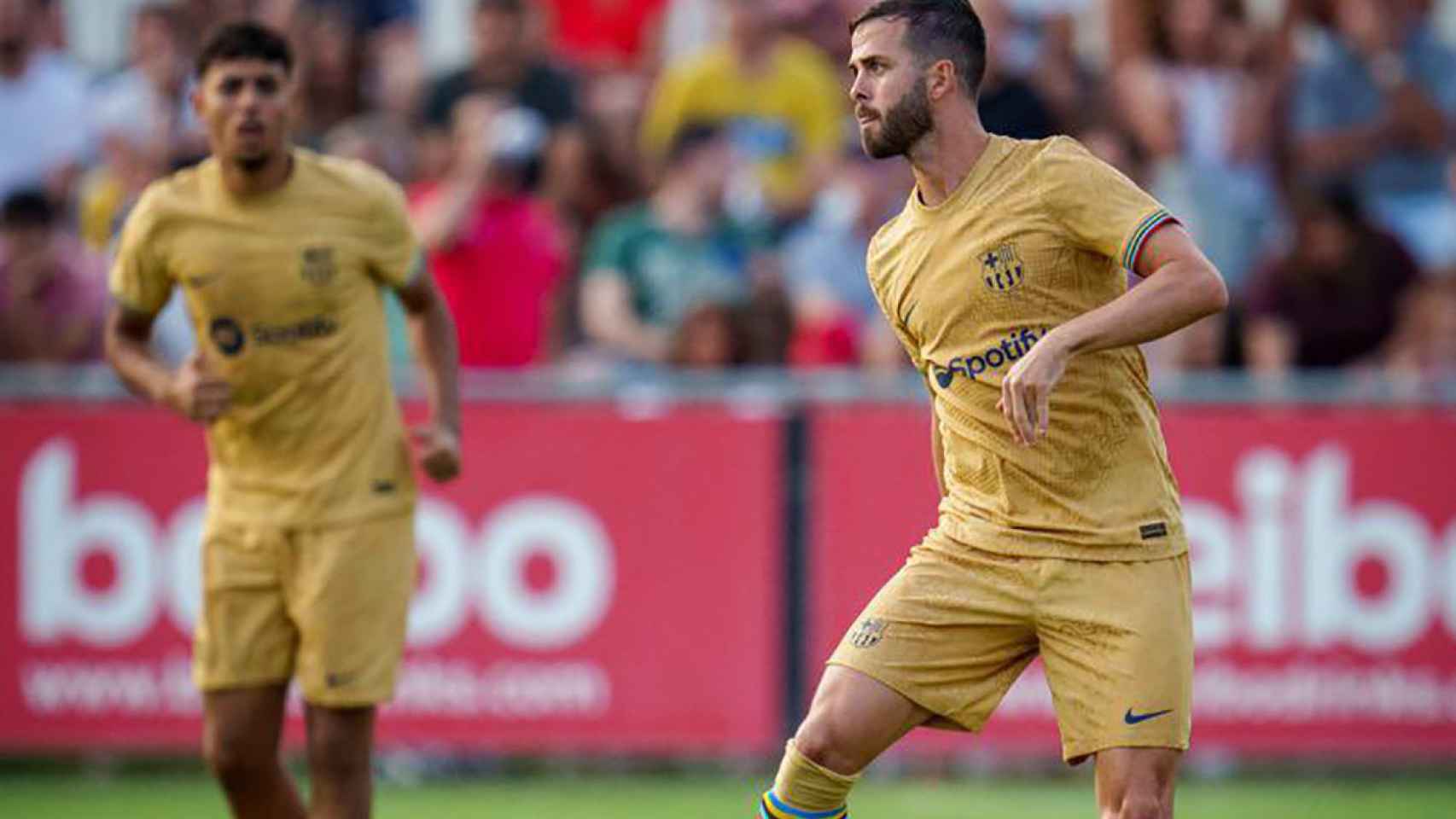 Miralem Pjanic, durante el partido de pretemporada contra la Juventus / Twitter