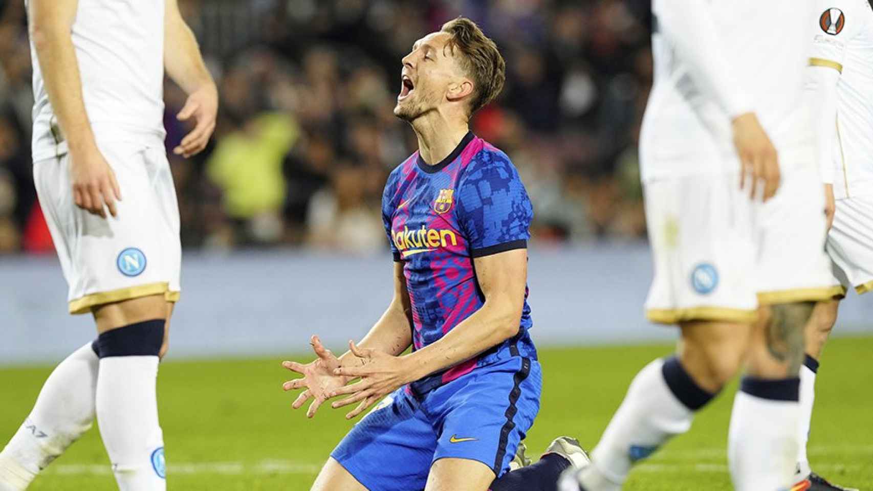 Luuk de Jong, lamentando una ocasión fallada, en el partido entre Barça y Nápoles / EFE