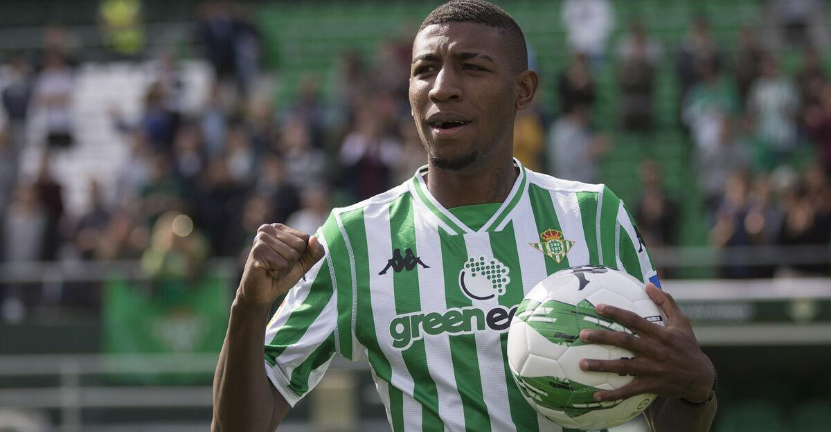 Emerson durante un partido en el Benito Villamarín