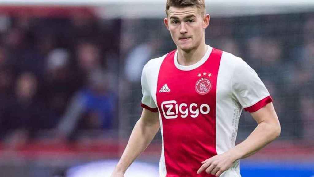 Una foto de archivo de De Ligt con el Ajax / EFE