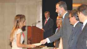 El Rey, Felipe VI, en la entrega de despachos judiciales del pasado mes de julio, en Barcelona. A su izquierda, el presidente de la Generalitat, Artur Mas.