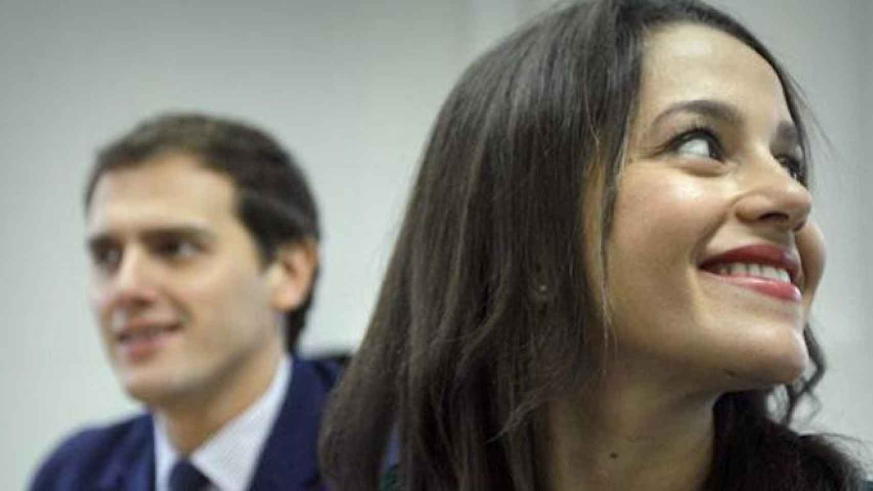 Inés Arrimadas y Albert Rivera, en segundo plano / EFE