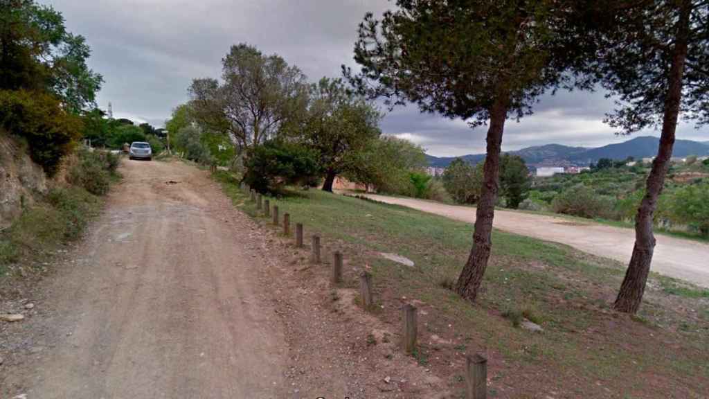 Zona donde los Mossos han desalojado la fiesta ilegal de Sant Feliu de Llobregat / GOOGLE STREET VIEW