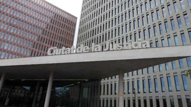 La Ciutat de la Justicia, donde jueces y fiscales carecen de un protocolo ante el coronavirus / EFE
