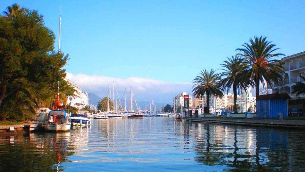 El gran canal de Empuriabrava. Quiebra / LANOEL - WIKIMEDIA COMMONS