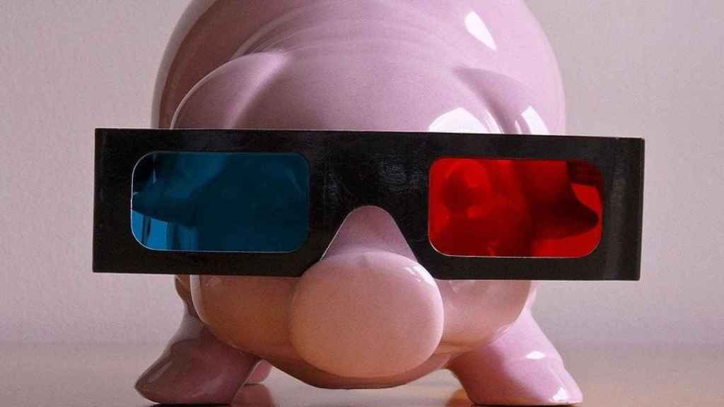 Un cerdito con gafas, una imagen que se asocia al género de las comedias / Carlo Sardena EN PIXABAY