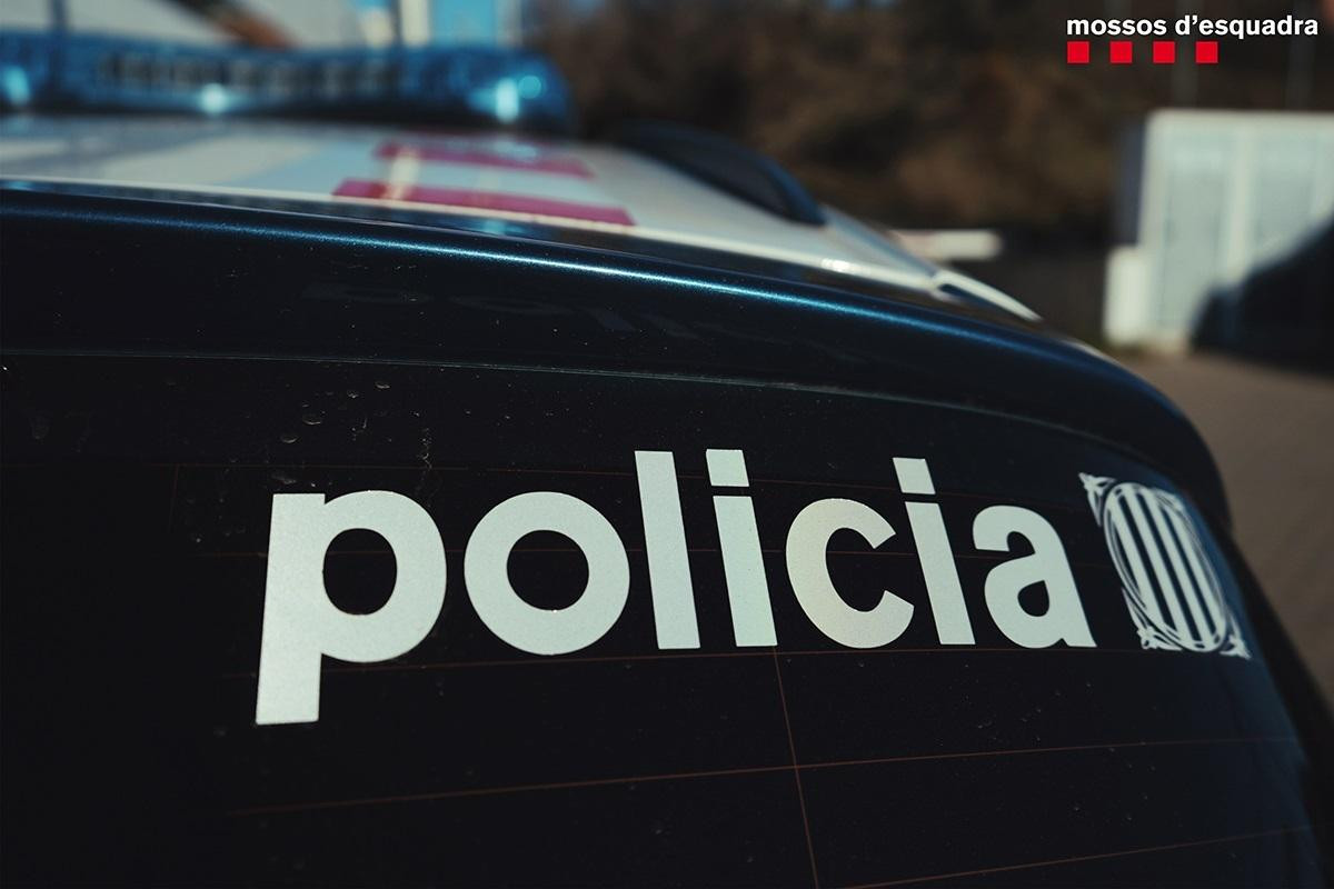 Un coche de Mossos d'Esquadra, cuerpo que lleva a cabo una operación contra el tráfico de drogas / EP