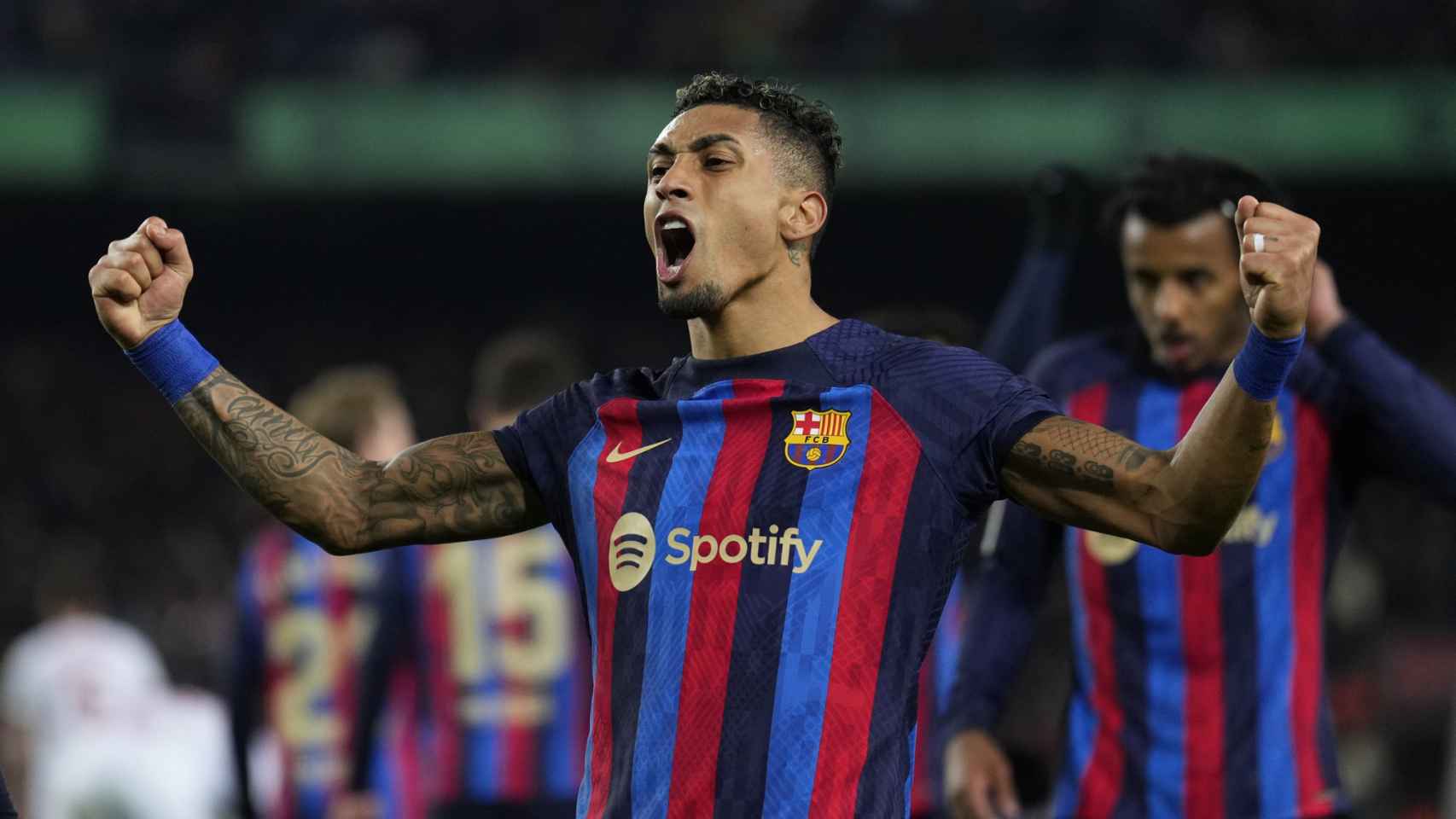 Raphinha, celebrando un gol marcado en el Camp Nou / EFE