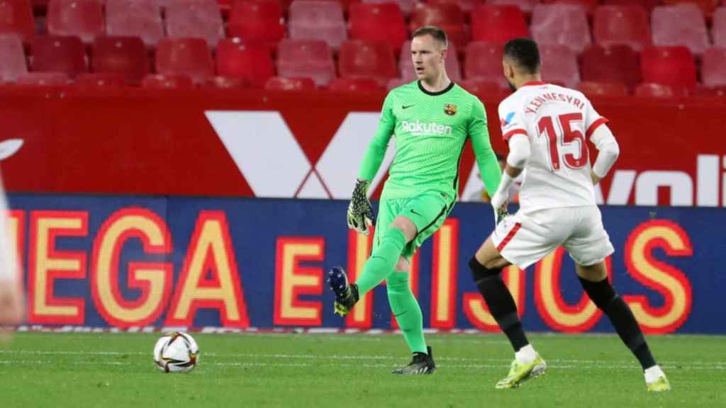 Ter Stegen jugando con el Barça contra el Sevilla / FC Barcelona