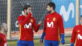 Sergio Ramos y Gerard Piqué con la selección española / EFE