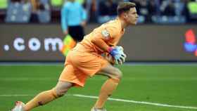 Es así de preocupante: Ter Stegen salva al Barça en la Supercopa