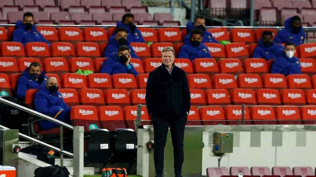 Koeman en un partido con el Elche / EFE