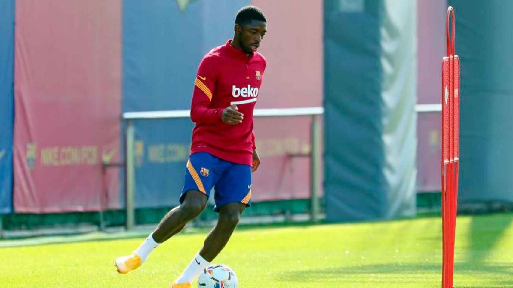 Dembelé en un entrenamiento / EFE