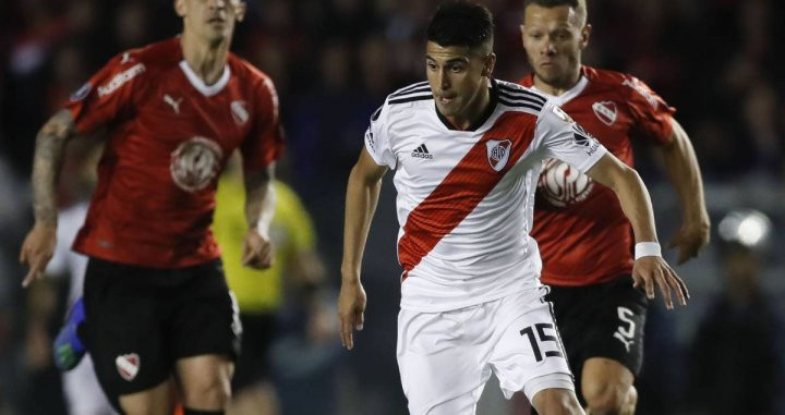 Exequiel Palacios en acción durante un partido de River Plate / EFE