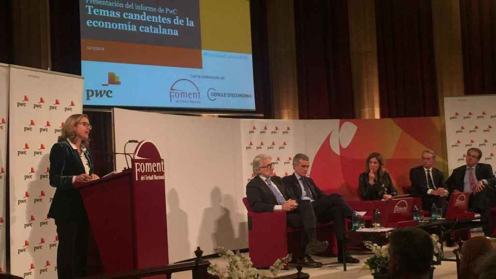 La ministra de Economía, Nadia Calviño, en la reunión empresarial en Foment del Treball. / CG