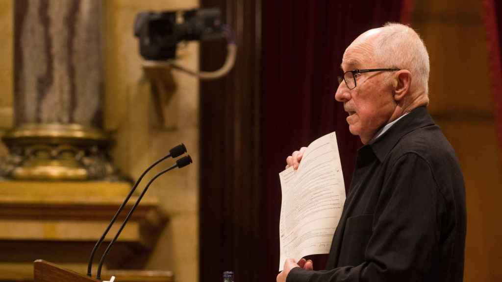 El Síndic de Greuges, Rafael Ribó, en el Parlament / ENRIC FONTCUBERTA - EFE