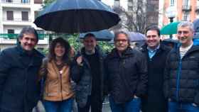 El diputado de ERC en el Congreso Joan Tardà (3d) junto a Arnaldo Otegui en la manifestación solidaria con los presos de ETA en Bilbao