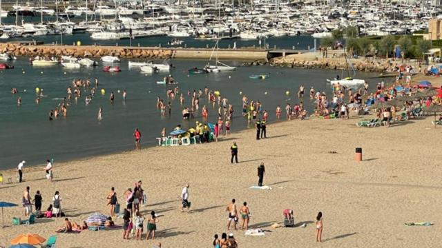 Un hombre muere ahogado en L'Escala (Girona) / EP