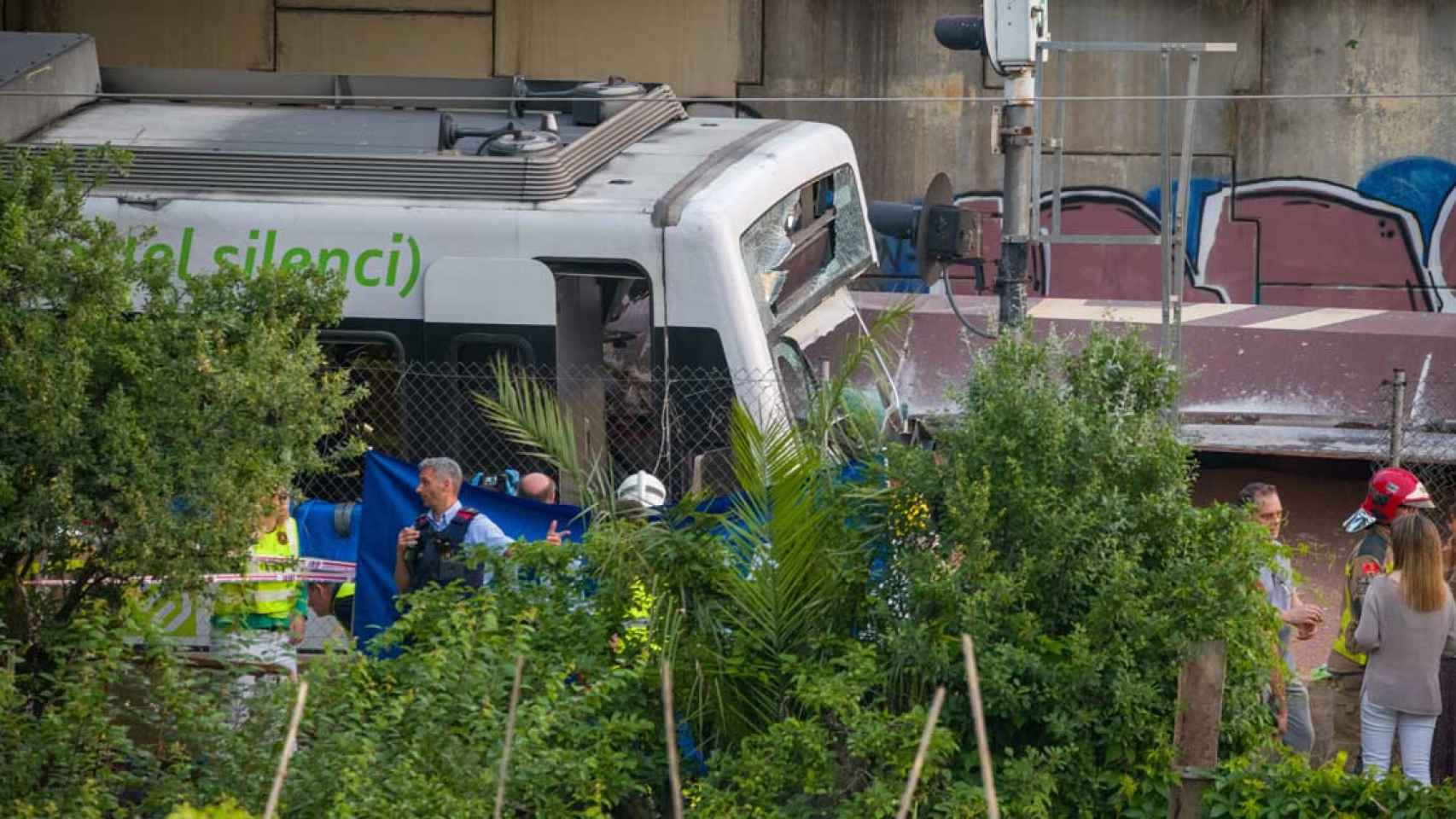 Accidente entre dos trenes en el tramo que une Sant Boi con Molí Nou / EUROPA PRESS