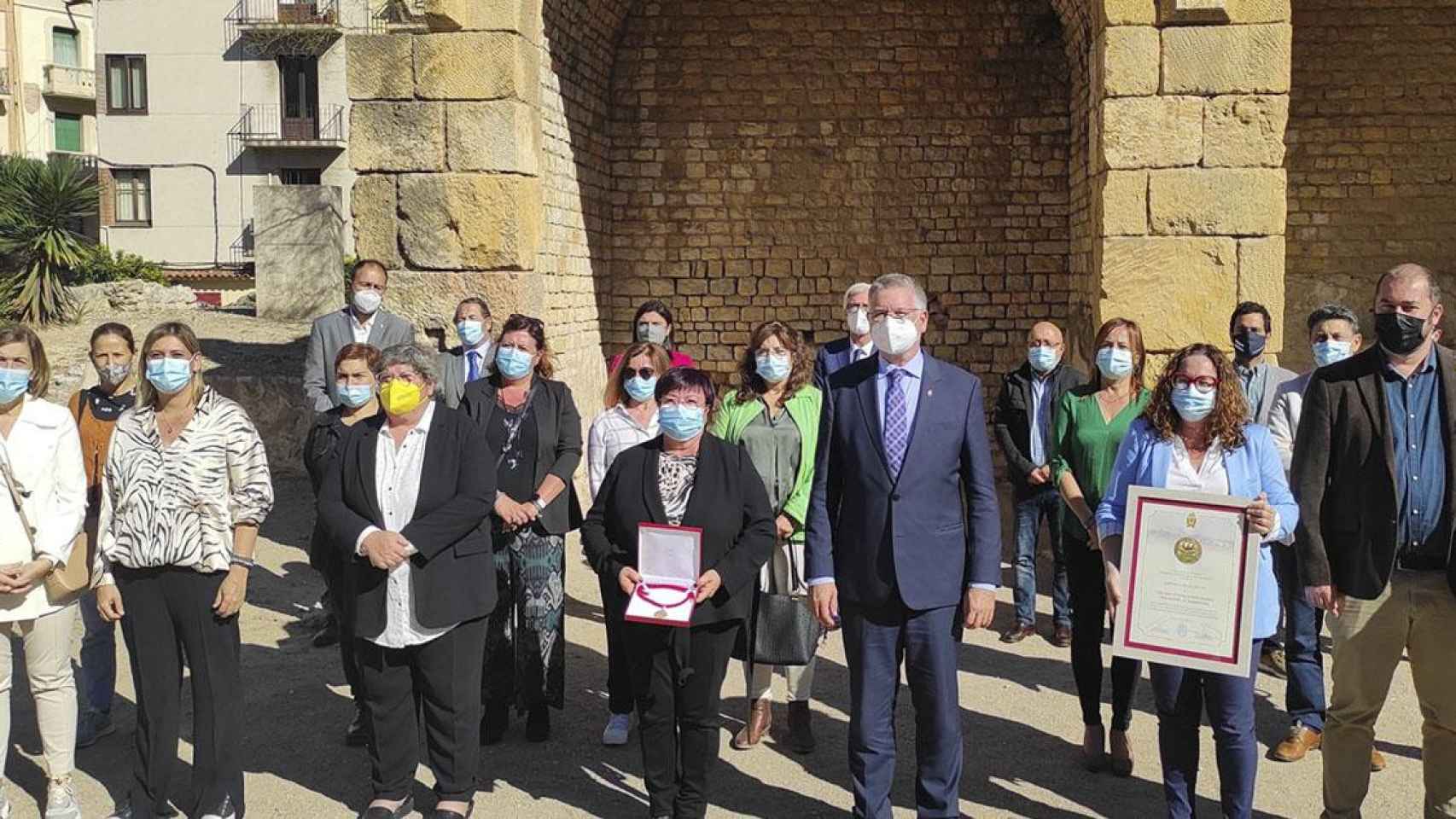 El alcalde de Tarragona, Pau Ricomà, junto con los representantes del Colegio de Enfermeros / AJUNTAMENT DE TARRAGONA