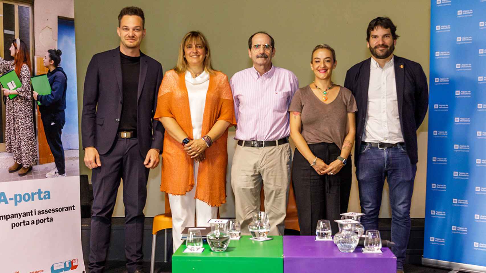 De izquierda a derecha: Felipe Campos, consejero delegado de Aigües de Barcelona; Gemma Badia, alcaldesa de Gavà; Jordi Giró, presidente de la Confavc; Gisela Navarro, segunda tenente de alcalde de Acción Comunitaria y Políticas de Igualdad de Viladecans; i Oriol Bossa, alcalde de Sant Feliu de Llobregat / CEDIDA